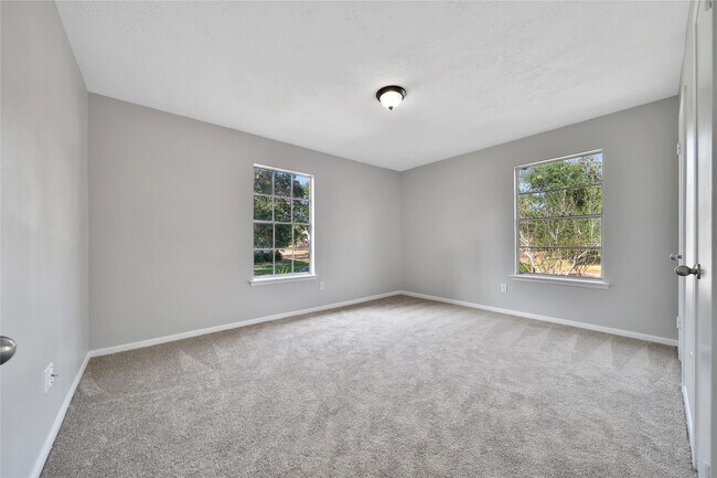 Building Photo - 12826 Rolling Valley Dr