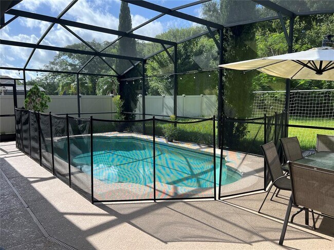 Building Photo - 5240 Landmark Dr