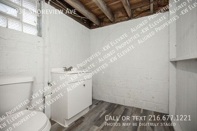 Building Photo - 26931 Shoreview Ave