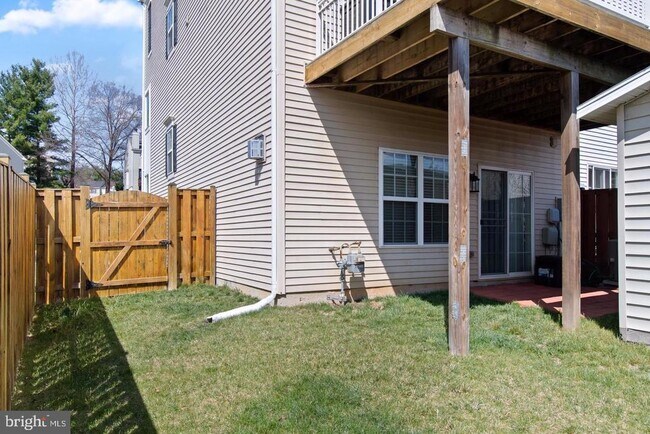 Building Photo - 2613 Glenriver Way