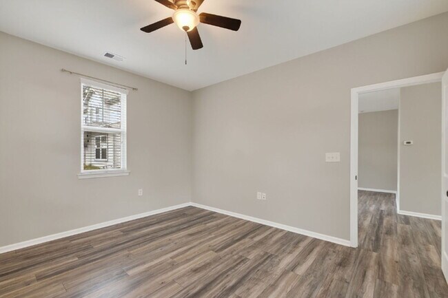 Building Photo - Beautiful Crofton at Spence Crossing Townhome/Condo | 3 BR | 2.5 BA | 1,867 Sq. Ft.