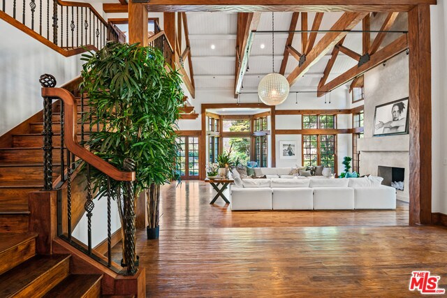 Building Photo - 5721 Bonsall Dr