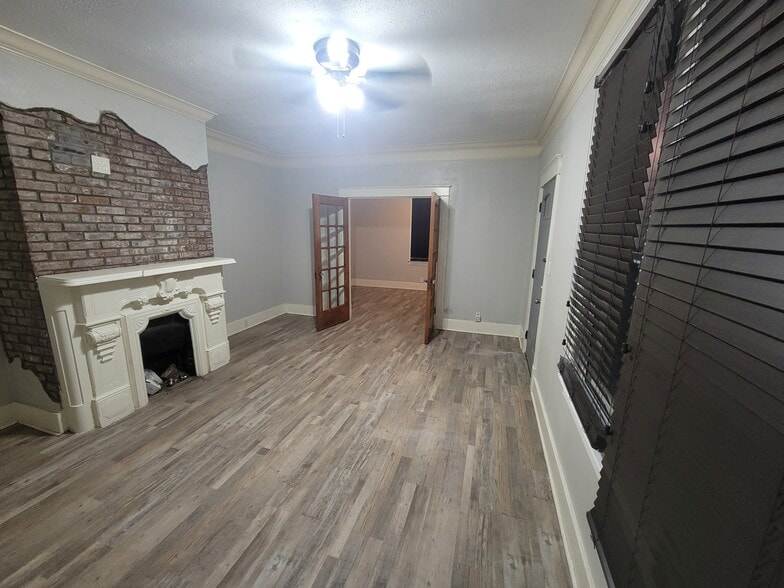 Building Photo - 3605 Hydes Ferry Rd