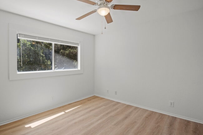 Building Photo - 39216 San Francisquito Canyon Rd