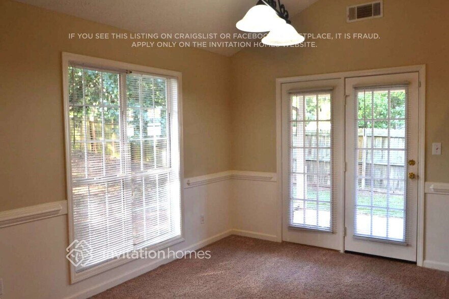 Building Photo - 404 Old Ivy Path