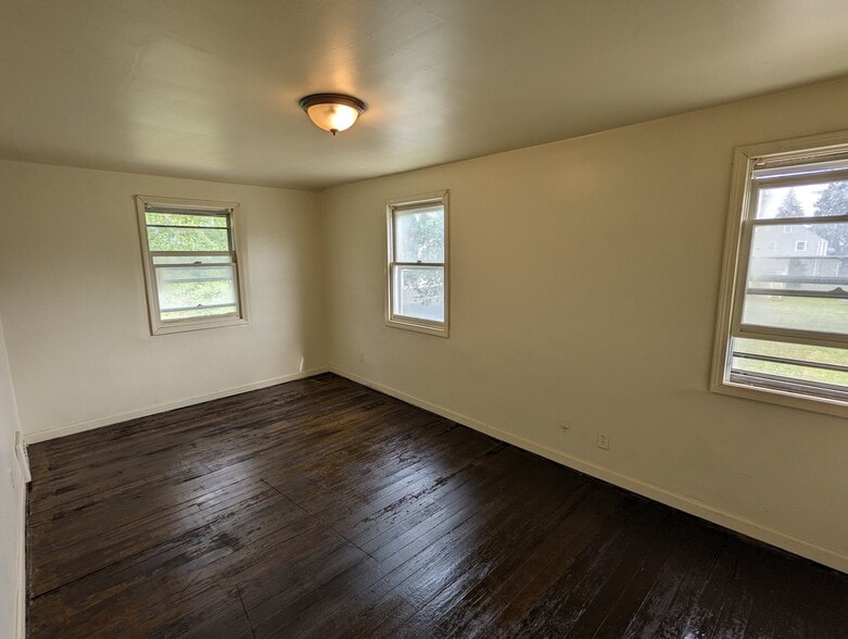 Building Photo - 3105 14th St SW