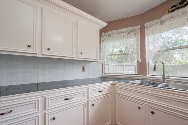 Building Photo - 1103 Cheyenne Meadows Dr