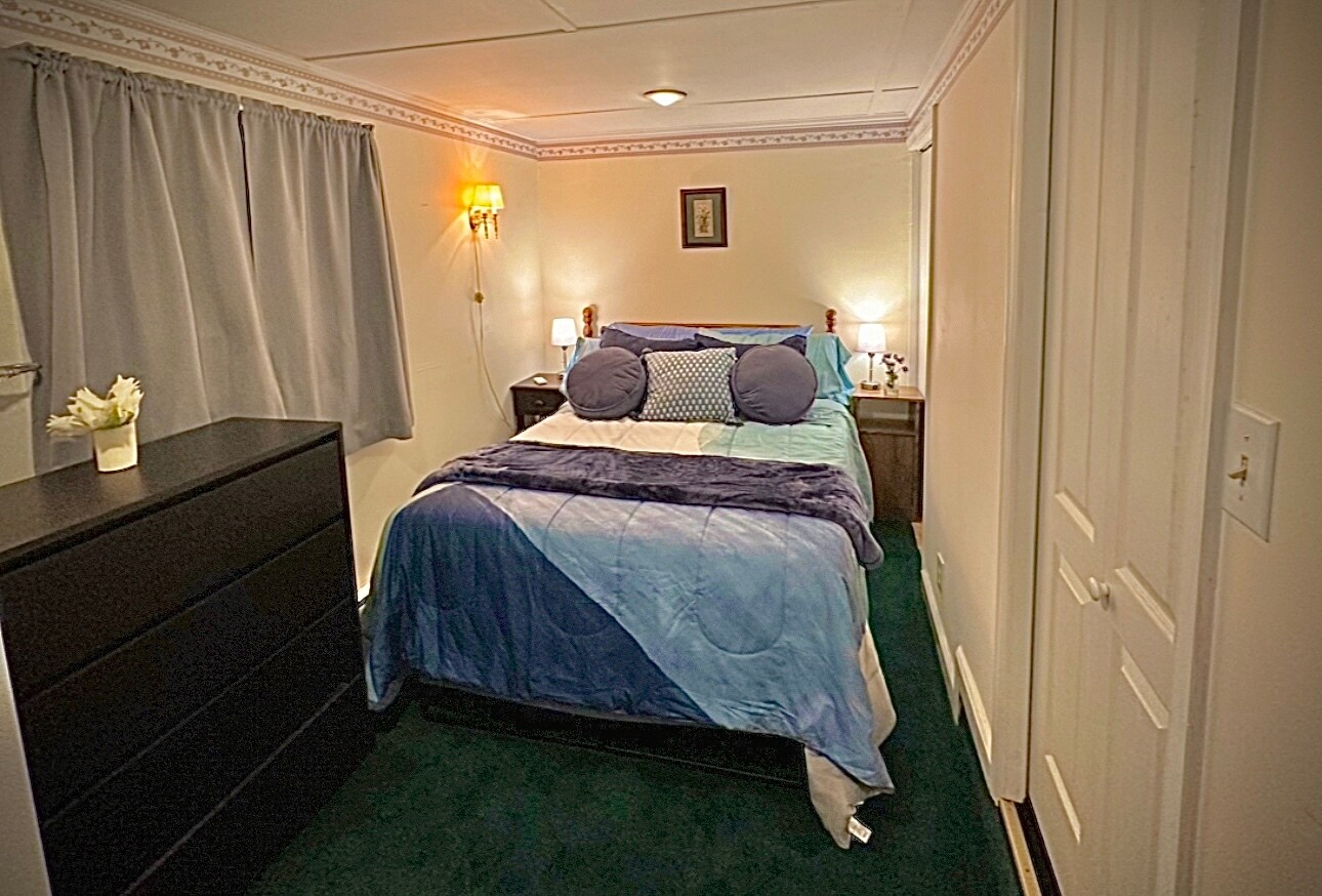 Building Photo - 4712 Lady Slipper Path