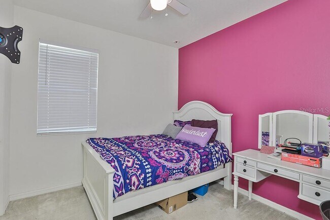 Building Photo - 10546 Medford Lakes Dr