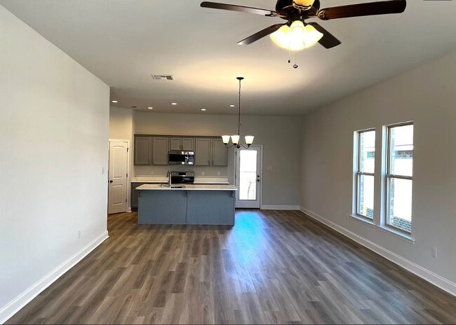 Building Photo - 10699 Orkney Way