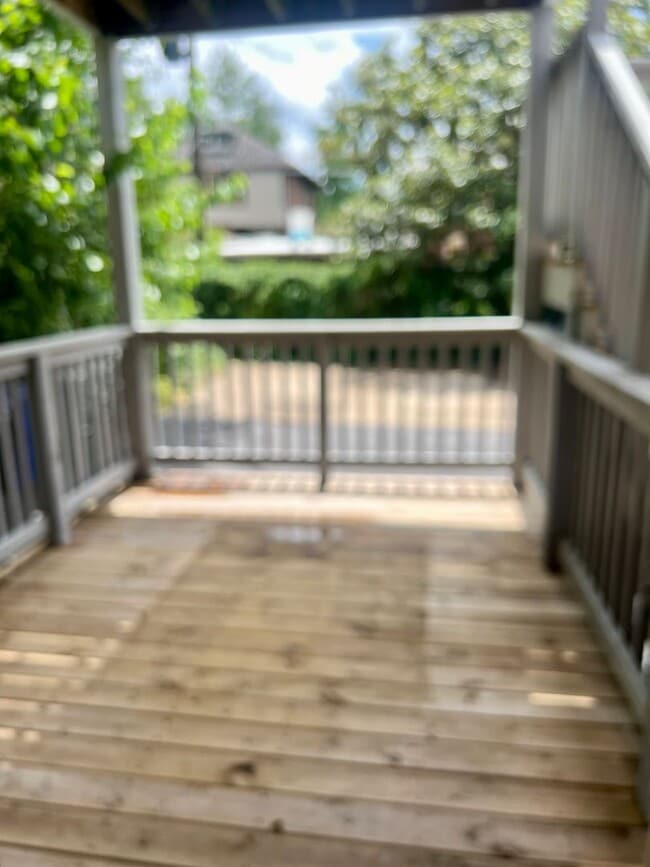 Building Photo - 2 Bedroom Condo in Shaw Available to Rent