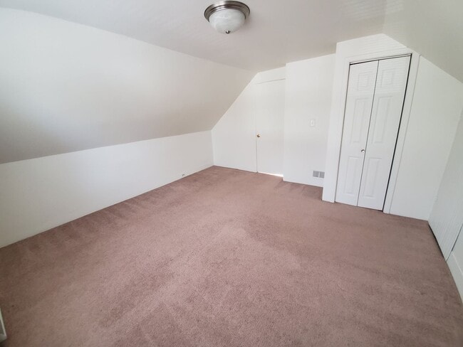 Building Photo - 206 Wright Ave