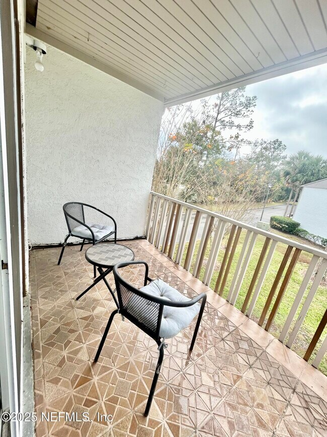 Building Photo - 7122 Cypress Cove Rd