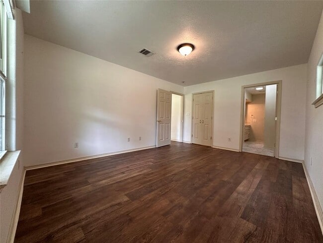 Building Photo - 6143 FM 3081