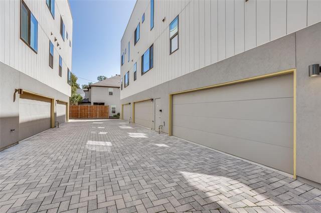 Building Photo - 2630 Calvin St