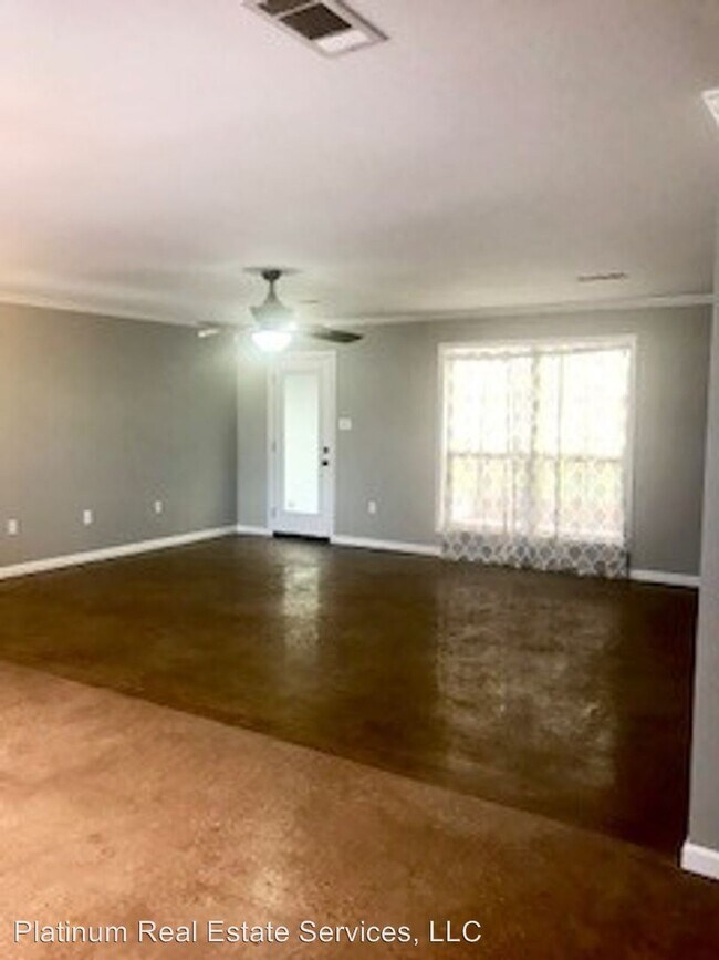 Building Photo - 3 br, 2 bath House - 12238 Falcon Crest