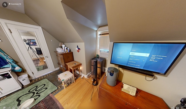 Building Photo - 45 Common St