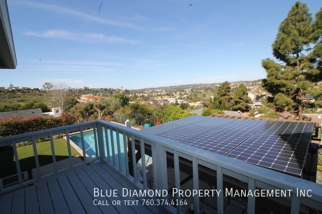 Building Photo - 3008 Azahar St