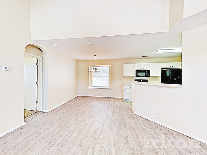 Building Photo - 6734 Sandy Point Dr