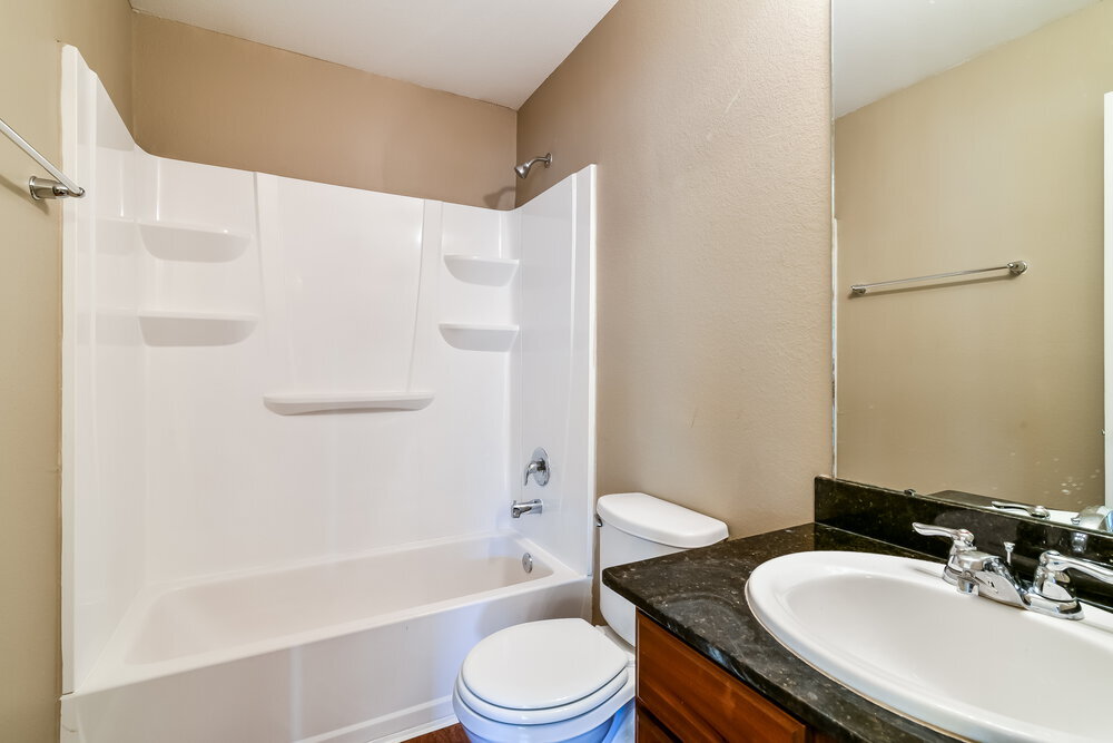 Building Photo - 2703 Sleepy Knoll Dr