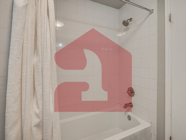 Building Photo - 1501 Gladstone Terrace