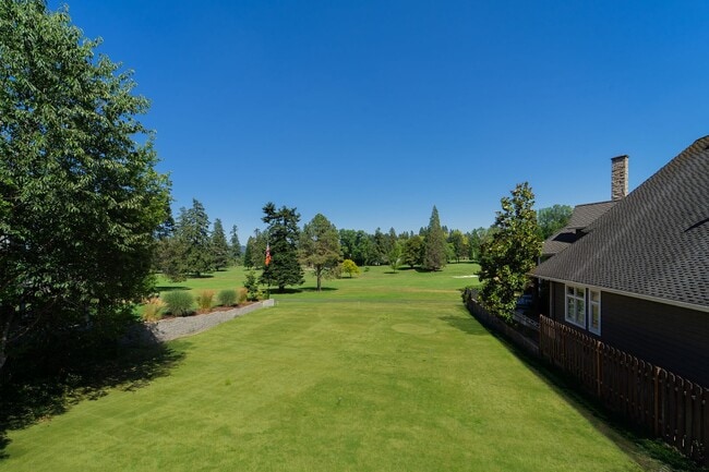 Building Photo - 4-Bedroom Luxury Home for Rent by Portland Golf Club