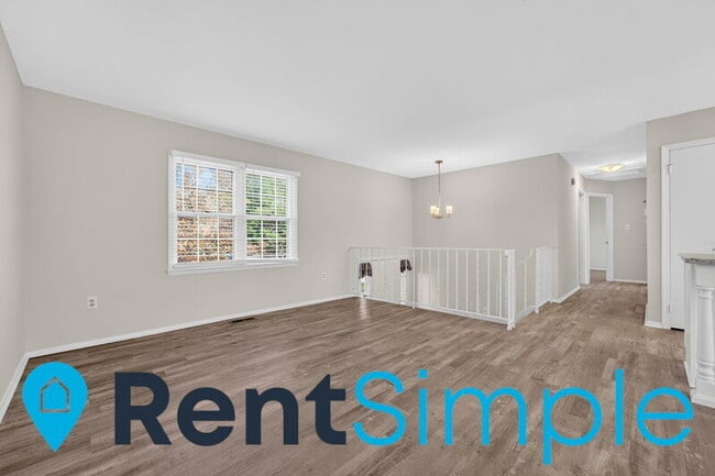 Building Photo - 12035 Stuart Ridge Dr