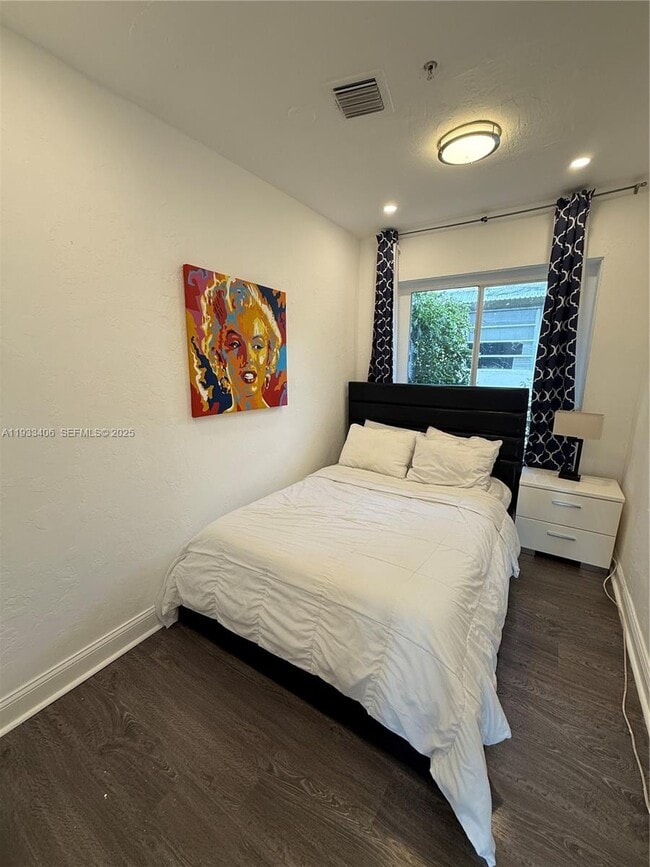 Building Photo - 1540 Jefferson Ave