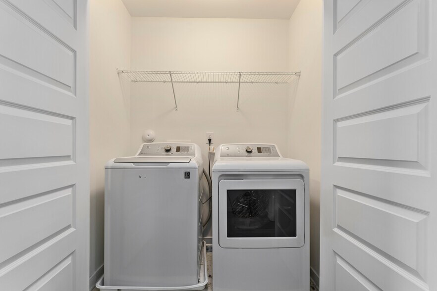 Laundry - 10410 Perennial Dr