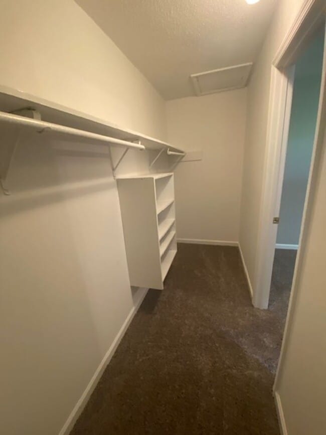 Building Photo - 2 Bedroom 1 Bath House