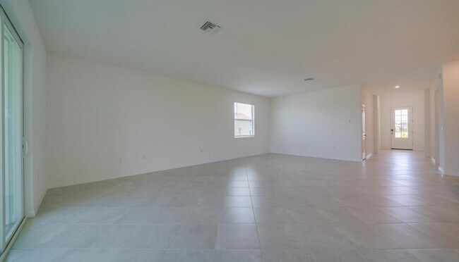 Building Photo - 43854 Seedling Ter