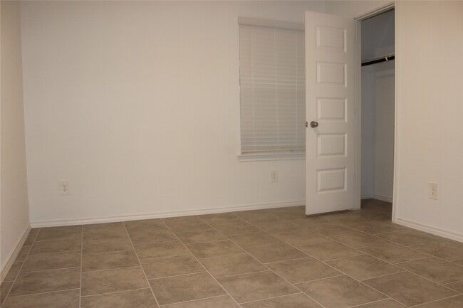 Building Photo - 1126 Appaloosa Ln