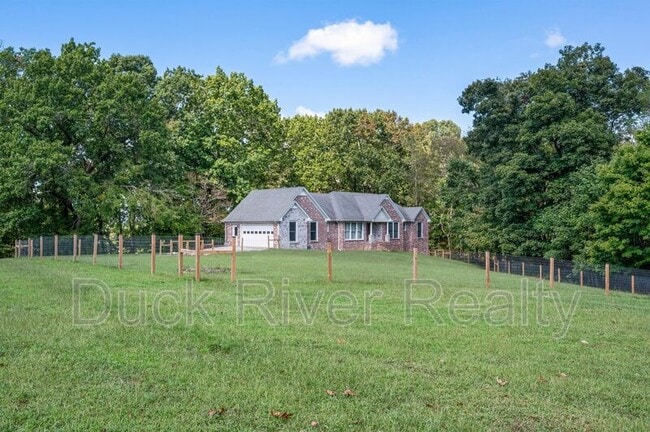 Building Photo - 1963 TN-166