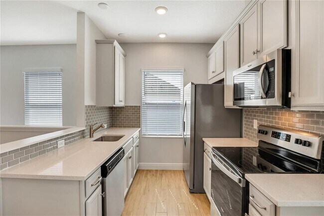 Building Photo - 6547 Rover Wy