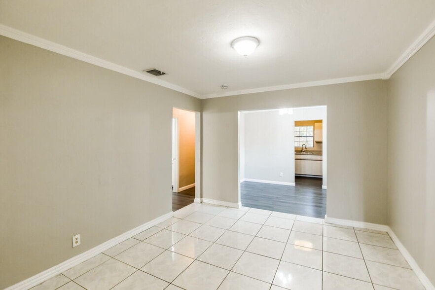 Building Photo - 1875 NW 151st St