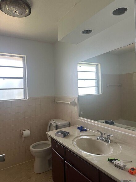 Building Photo - 11735 Archery Dr