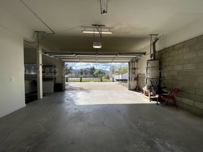 Building Photo - 24037 Gymkhana Rd