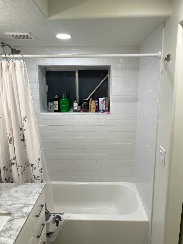 Building Photo - 1221 N 100 E