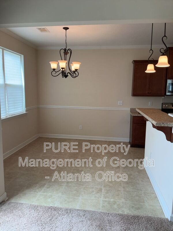Building Photo - 1650 Tralee Ct