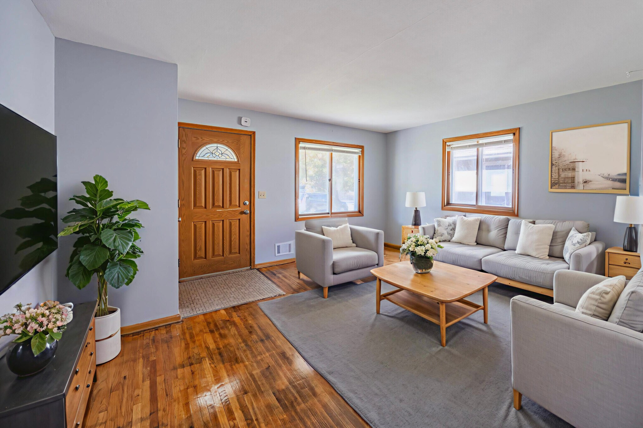 Building Photo - 5751 Xerxes Ave S