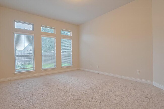 Building Photo - 10623 Davlee Ln