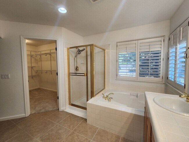 Building Photo - Home For Rent in Caughlin Ranch Reno