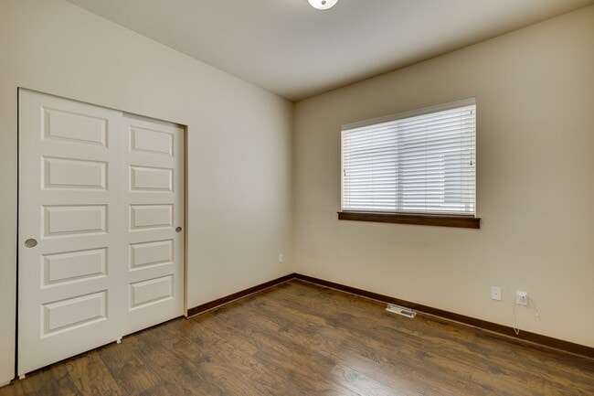 Building Photo - Bothell 4 Bedroom, Northshore Schools!