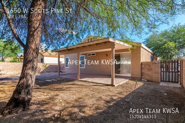 Building Photo - 1650 W Scots Pine St