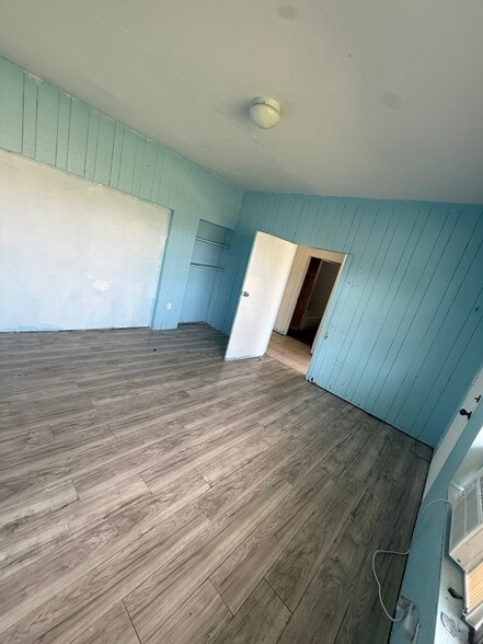 Building Photo - 719 N Lee Ave