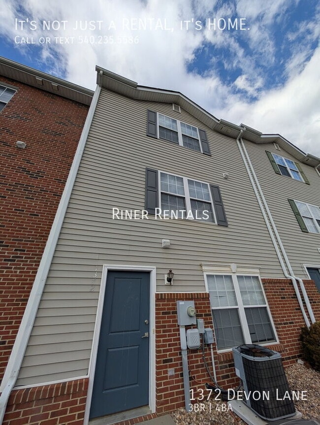 Building Photo - 1372 Devon Ln
