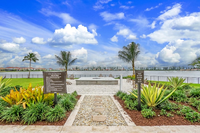 Building Photo - 8660 W Parkland Bay Trl