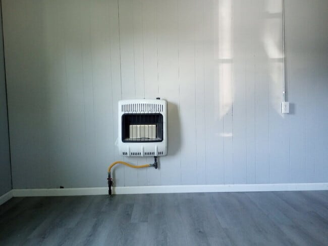 Building Photo - 2-bedroom 1 bathroom home in Jonesville, SC