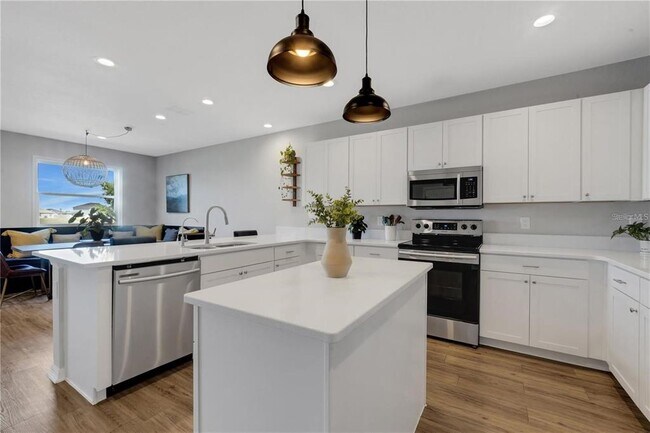Building Photo - 3941 White Ibis Rd