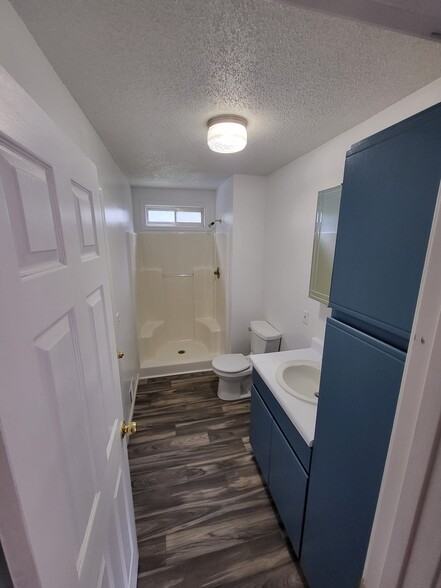 Bathroom w/ Extra Storage - 109 Cypress Dr